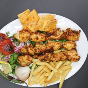 Chicken awsal with hummus plate